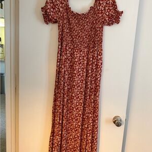 Chic Red Floral Maxi Dress